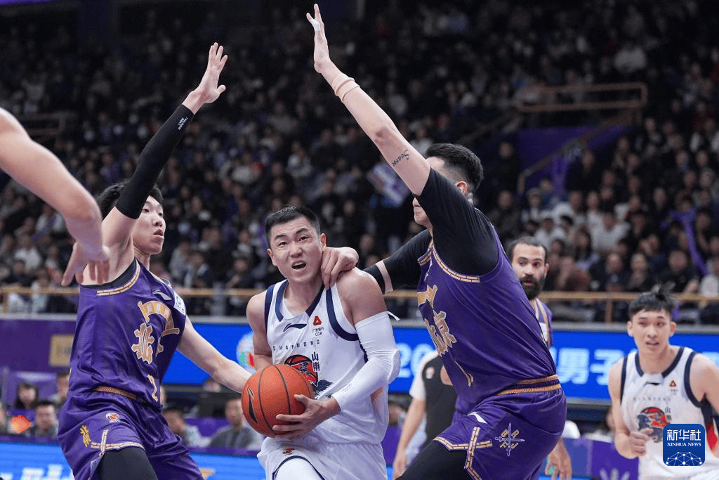 包含NBA总决赛赛后走向成谜山东男篮发布备战花絮,集结日夏洛特黄蜂调整名单以备CBA季后赛瞬间刷屏的词条 包含NBA总决赛赛后走向成谜山东男篮发布备战花絮,集结日夏洛特黄蜂调整名单以备CBA季后赛瞬间刷屏的词条